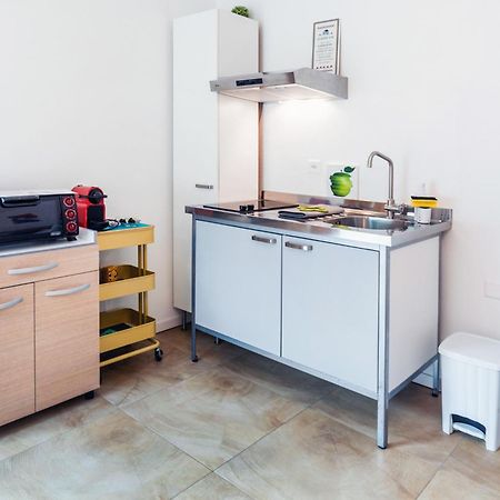 Easy Flat Vezia, Indipendent Entrance, Free Parking Apartment Lugano Ngoại thất bức ảnh