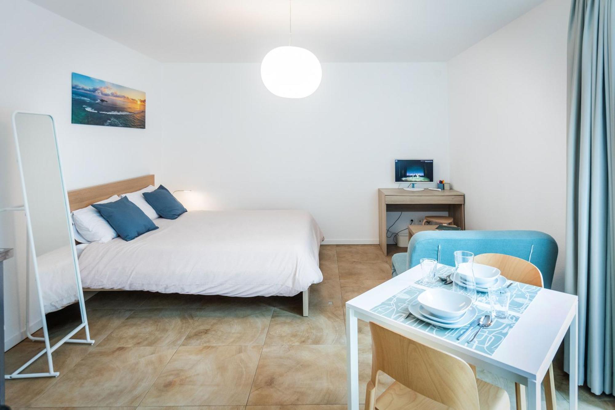 Easy Flat Vezia, Indipendent Entrance, Free Parking Apartment Lugano Phòng bức ảnh