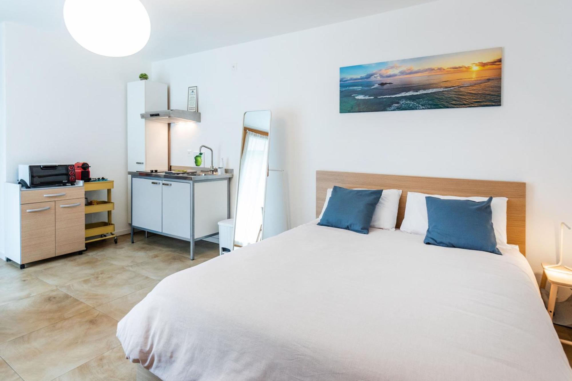 Easy Flat Vezia, Indipendent Entrance, Free Parking Apartment Lugano Phòng bức ảnh