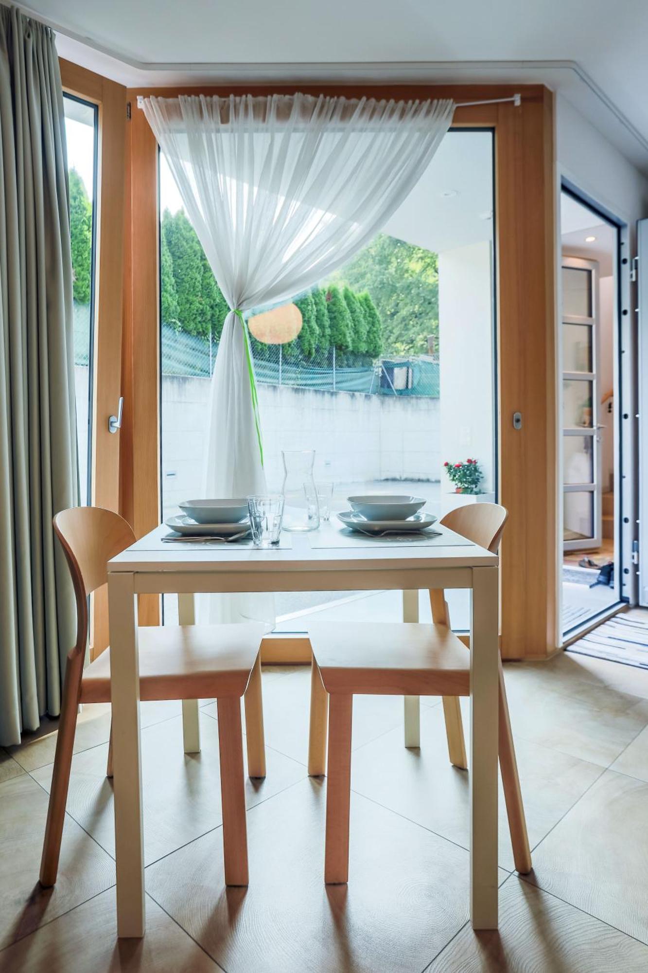 Easy Flat Vezia, Indipendent Entrance, Free Parking Apartment Lugano Phòng bức ảnh